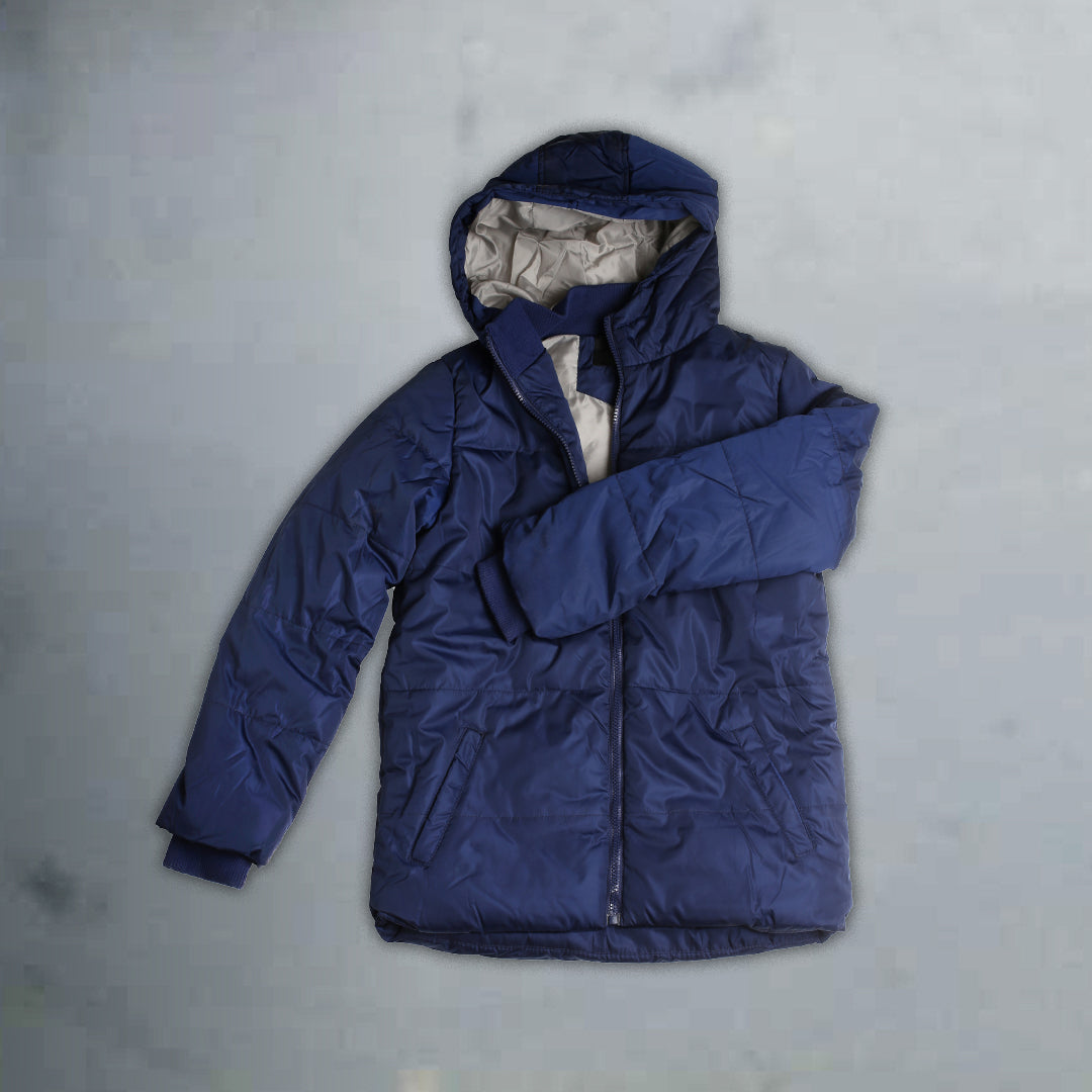 Give a winter jacket to a child on the run